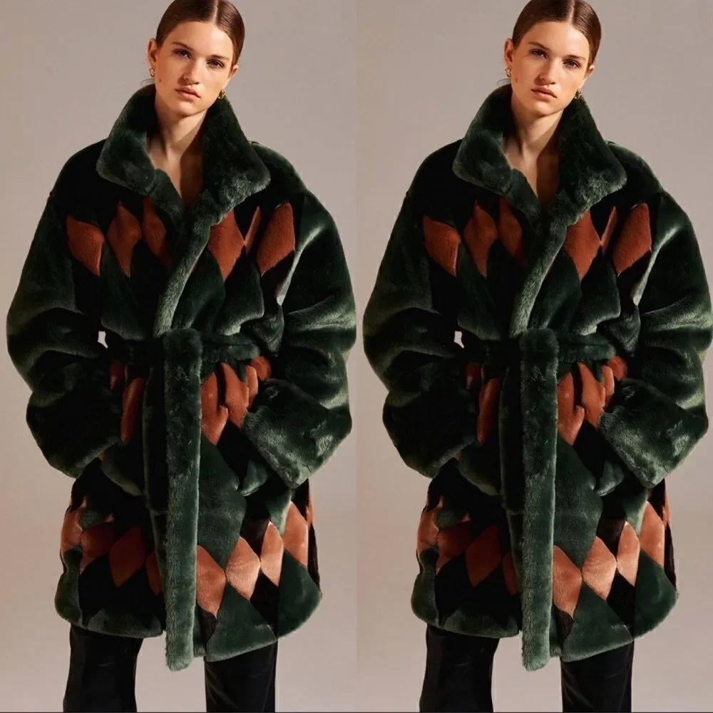 New Antik Batik
Khalim Coat   - Picture 5 of 8